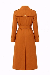 Бежевый плащ